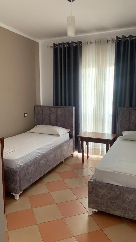 Villa Premium Durrës Exteriör bild