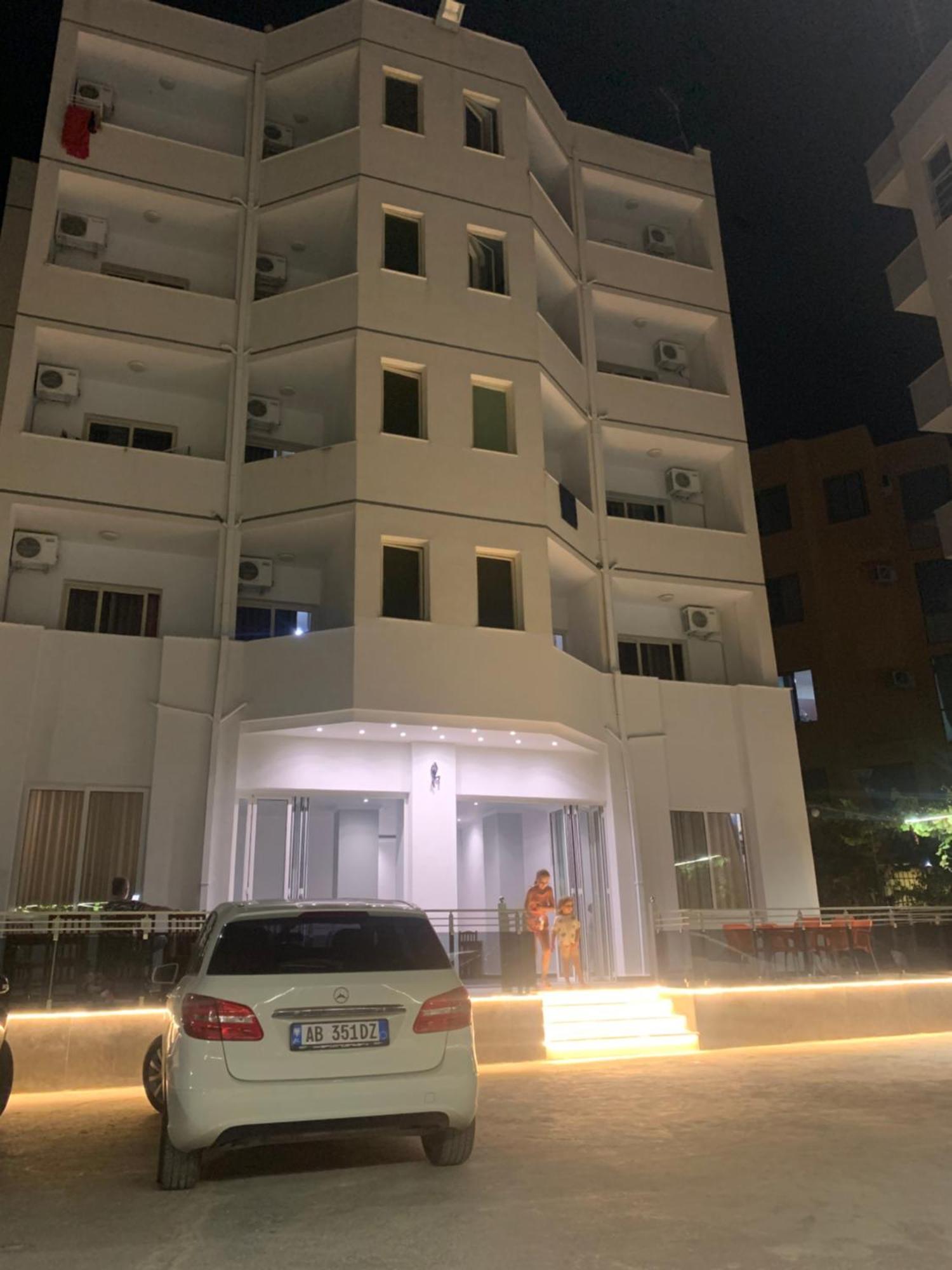 Villa Premium Durrës Exteriör bild