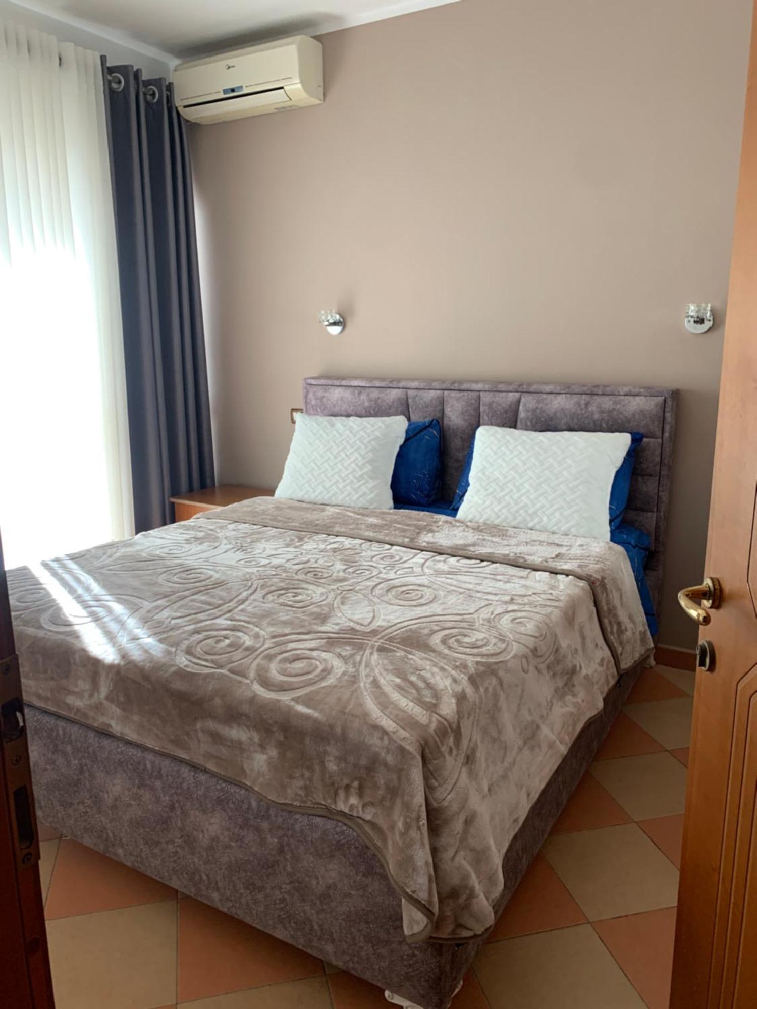 Villa Premium Durrës Exteriör bild