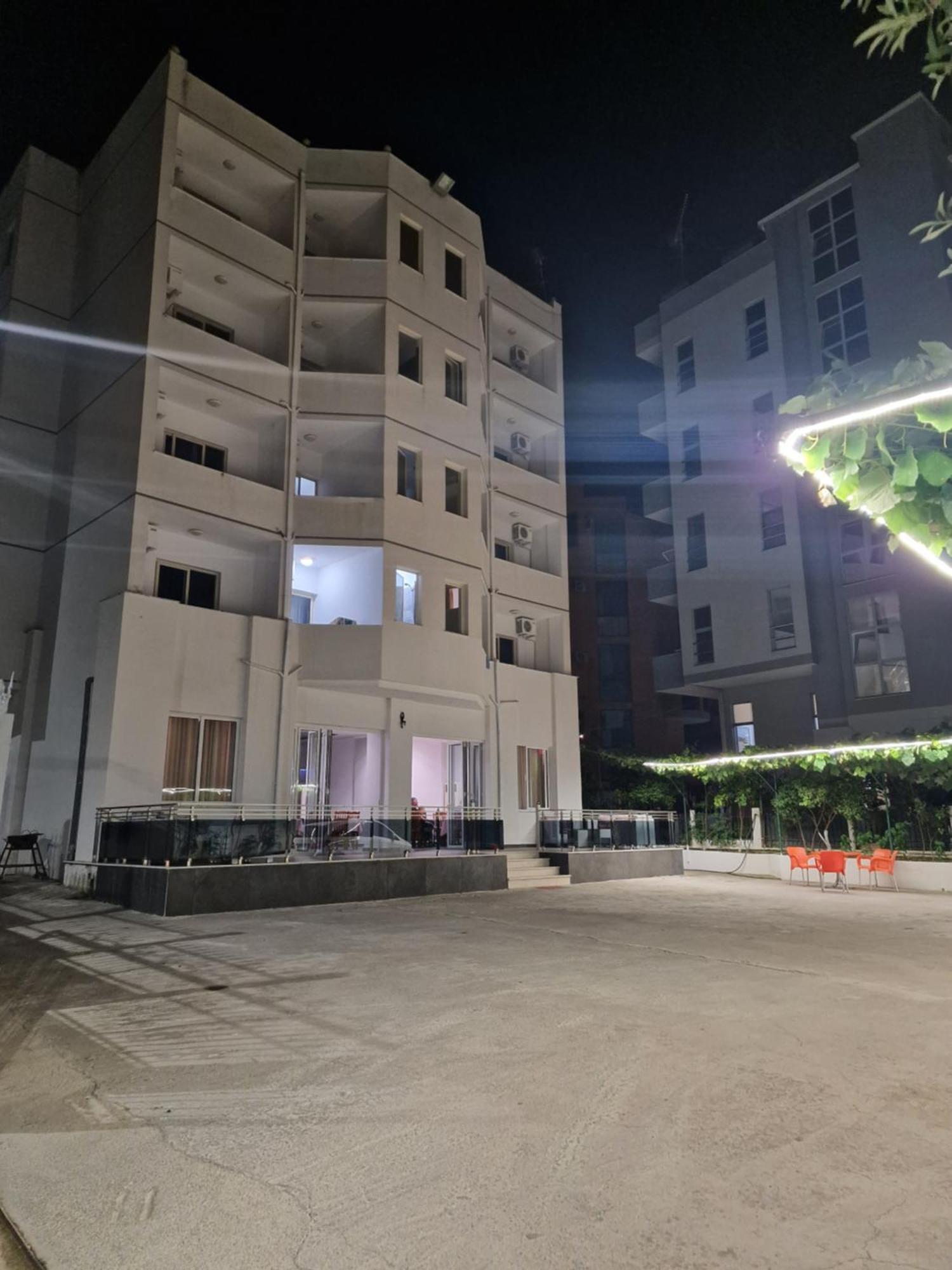 Villa Premium Durrës Exteriör bild